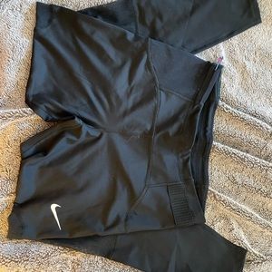 Nike dri-fit work out leggings